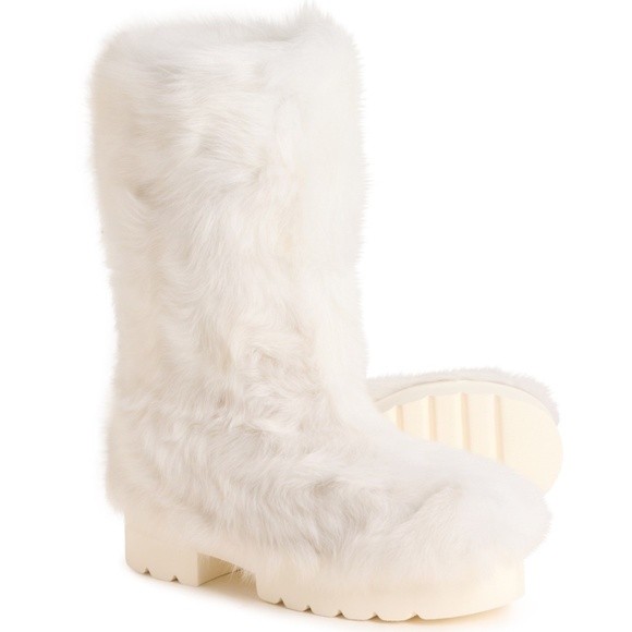 Stuart Weitzman Superchill Ultra Shearling Fur Boots Apres Ski $695 NEW - Picture 1 of 15